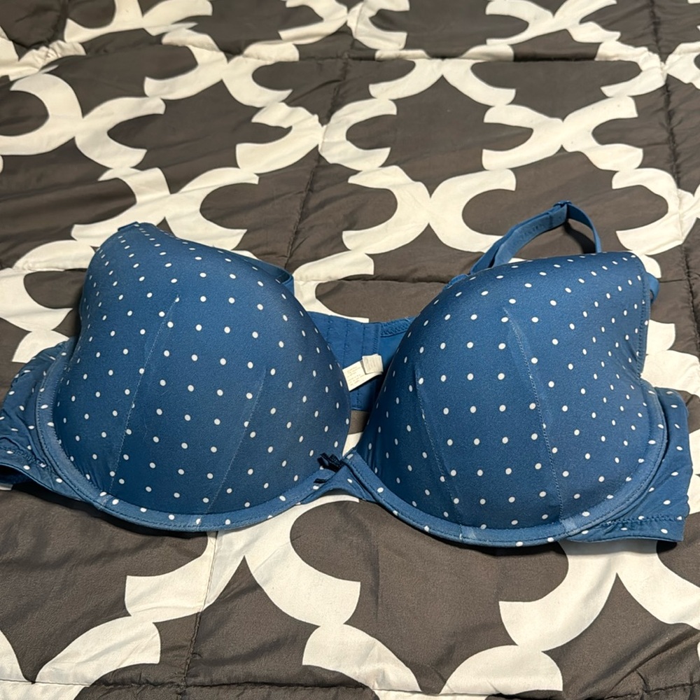 Women’s cacique bra